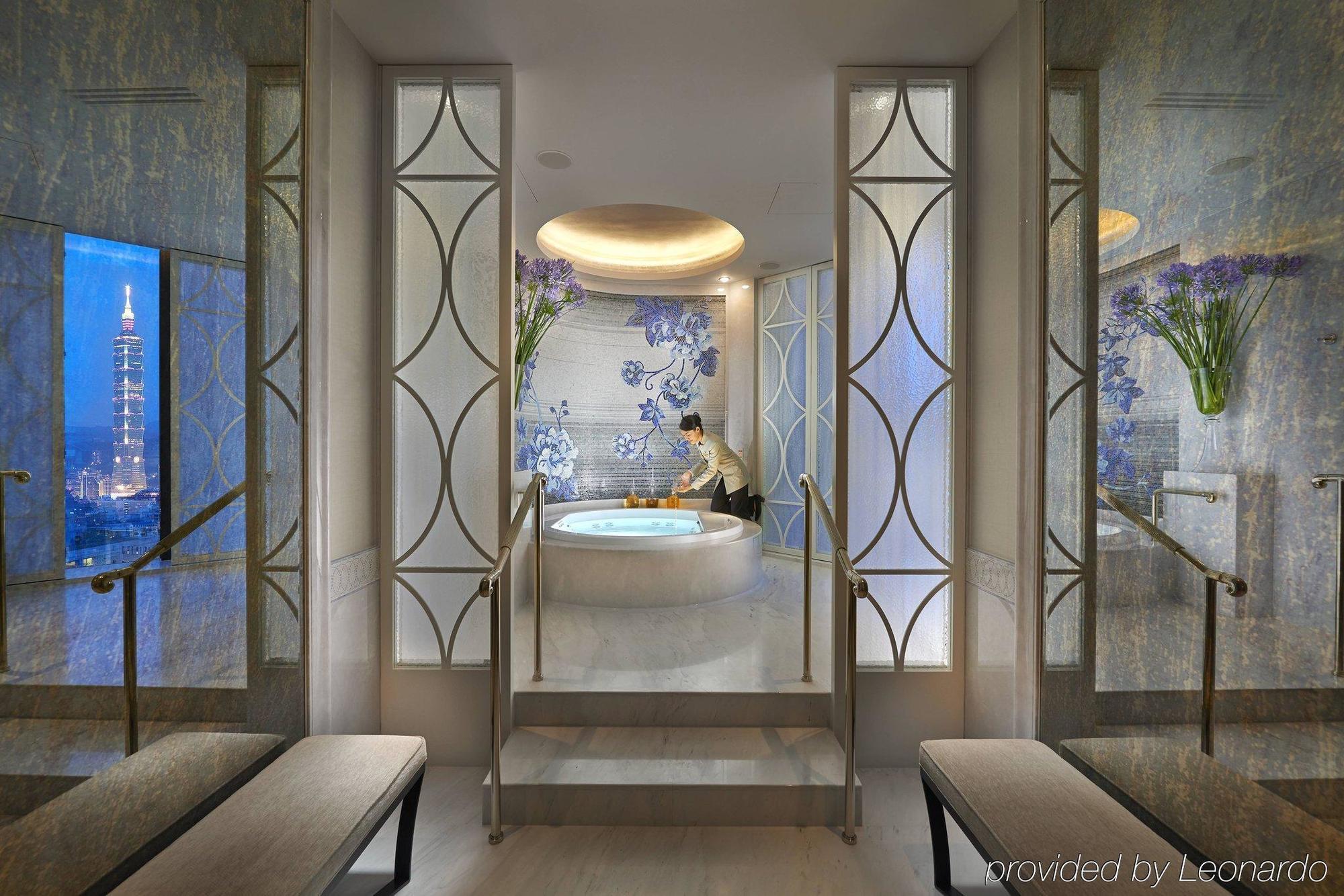 Mandarin Oriental Taipei Hotel Exterior foto