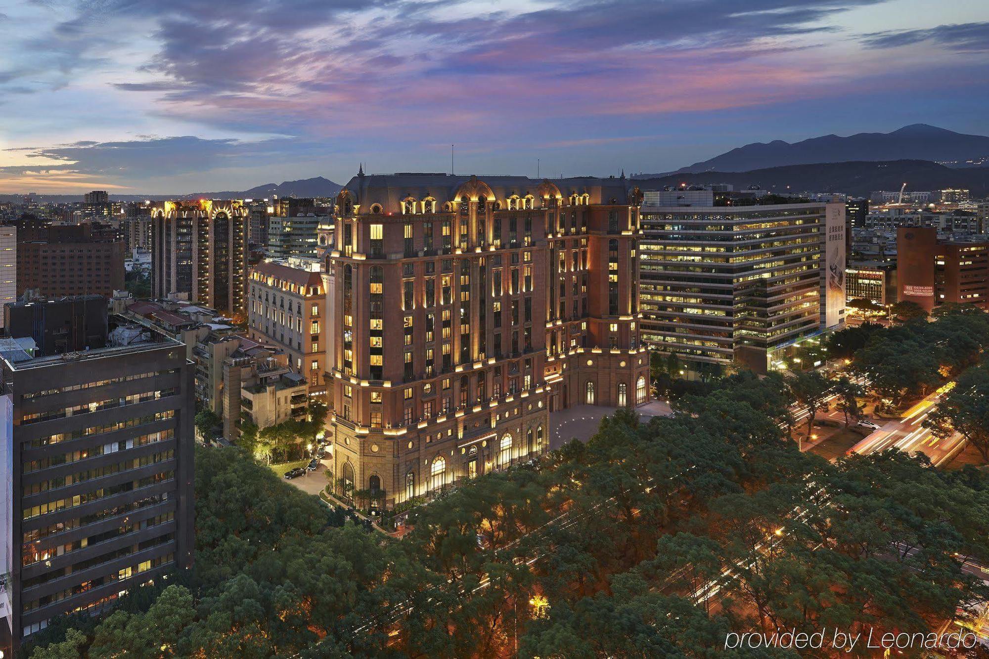 Mandarin Oriental Taipei Hotel Exterior foto