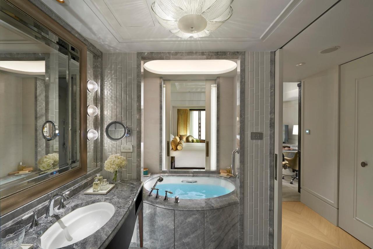 Mandarin Oriental Taipei Hotel Exterior foto